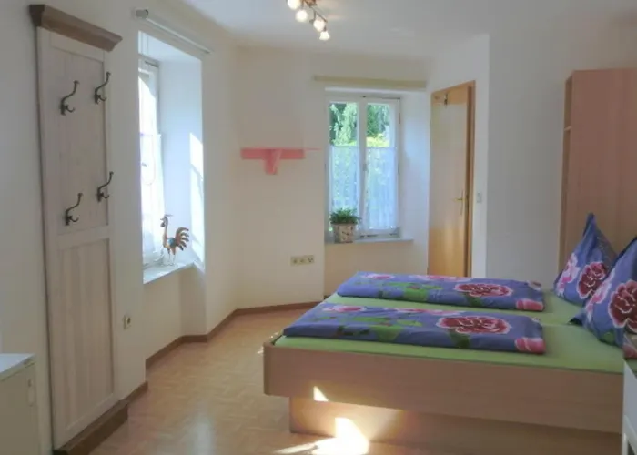 Berkele Fuer 8 Bis 12 Personen Holiday home Neumagen-Dhron