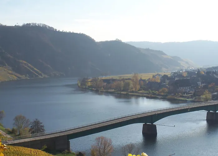 Berkele Fuer 8 Bis 12 Personen Holiday home Neumagen-Dhron